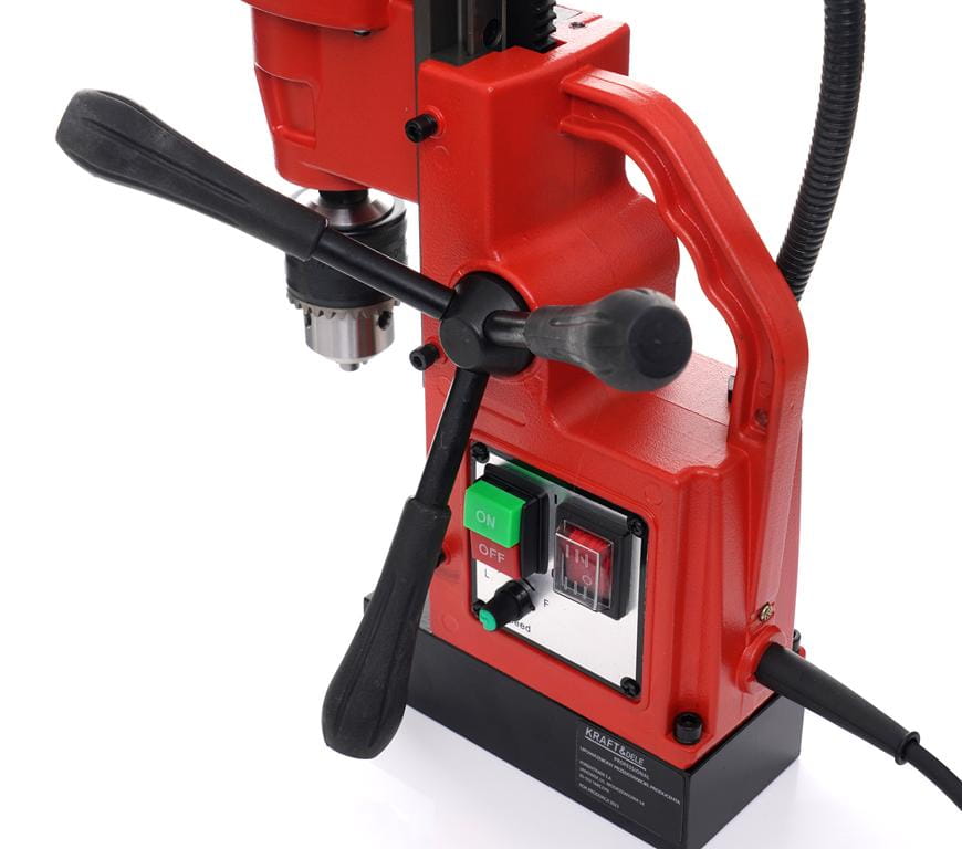 MAGNETIC DRILL / 1800 W / 1300N / 16 mm KD1382 MAGNETIC DRILL / 1800 W / 1300N / 16 mm KD1382